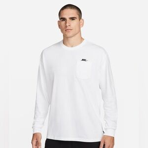 NWT Men's Nike Sportswear Premium Essentials Long-Sleeve Pocket T-Shirt XXL